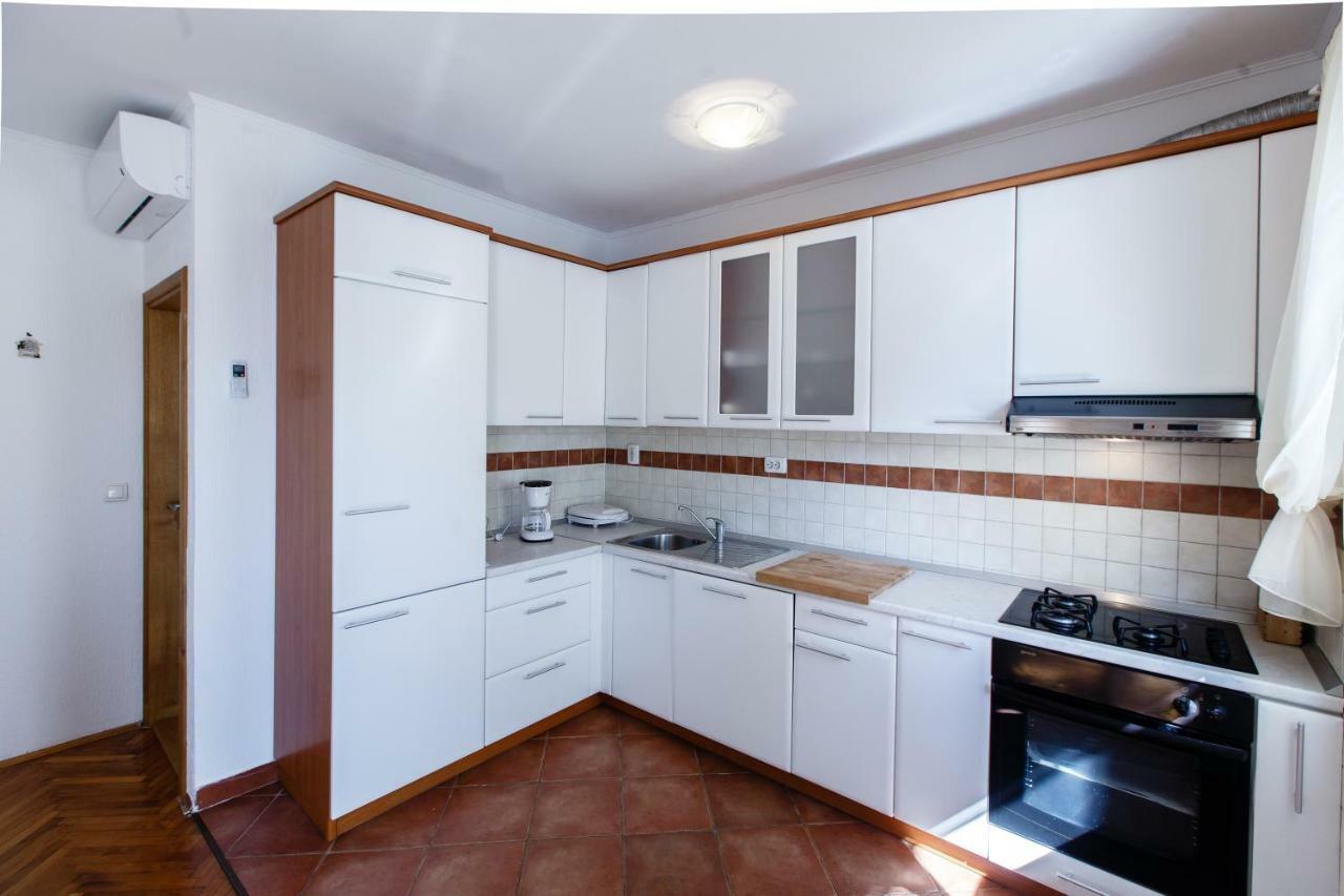 Apartments Maris 라브 외부 사진