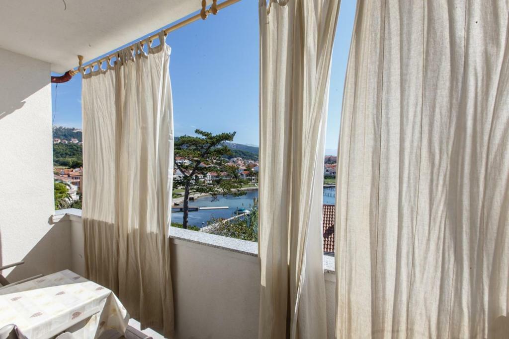 Apartments Maris 라브 외부 사진
